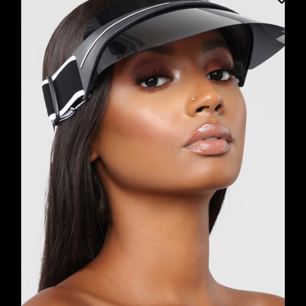 Black & White Visor